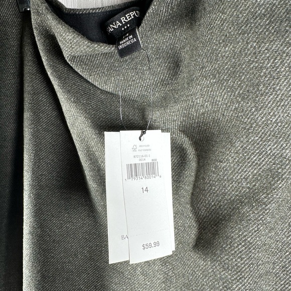 NWT Banana Republic Women’s Charcoal Gray Wool Buttoned Mini Skirt Size 14 - Picture 3 of 7